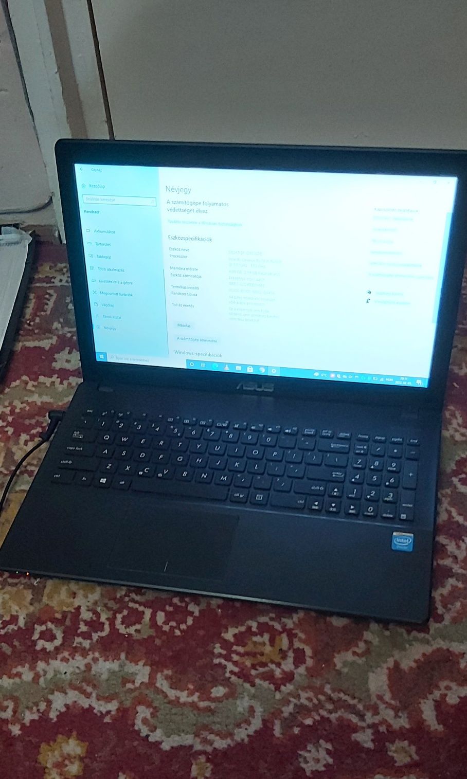 Laptop Asus Desktop