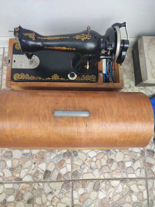 Швейная машина ручная Подольск