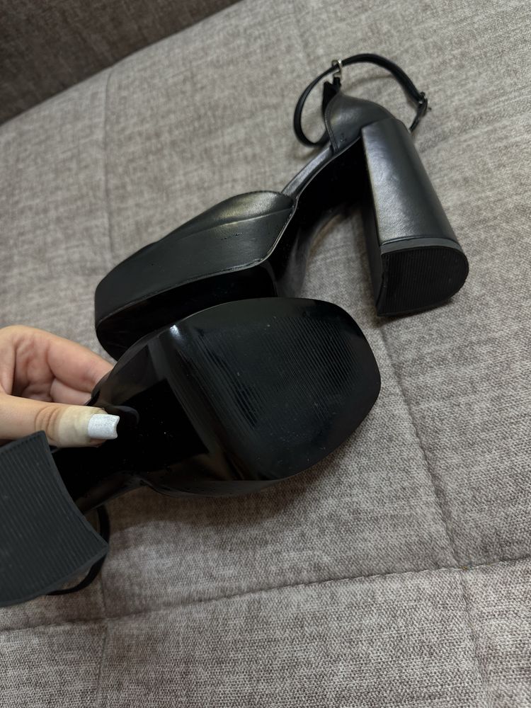 Продам Туфли Zara