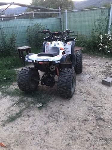 Vand ATV Hummer 125cc roti 8ing.