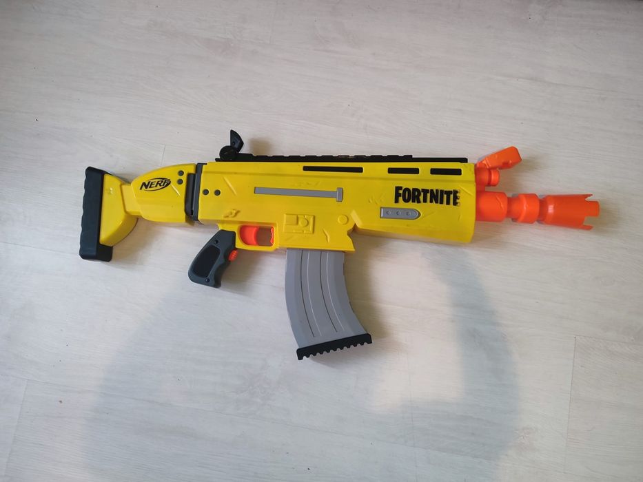 Pusca de jucarie automata Nerf Fortnite AR-L