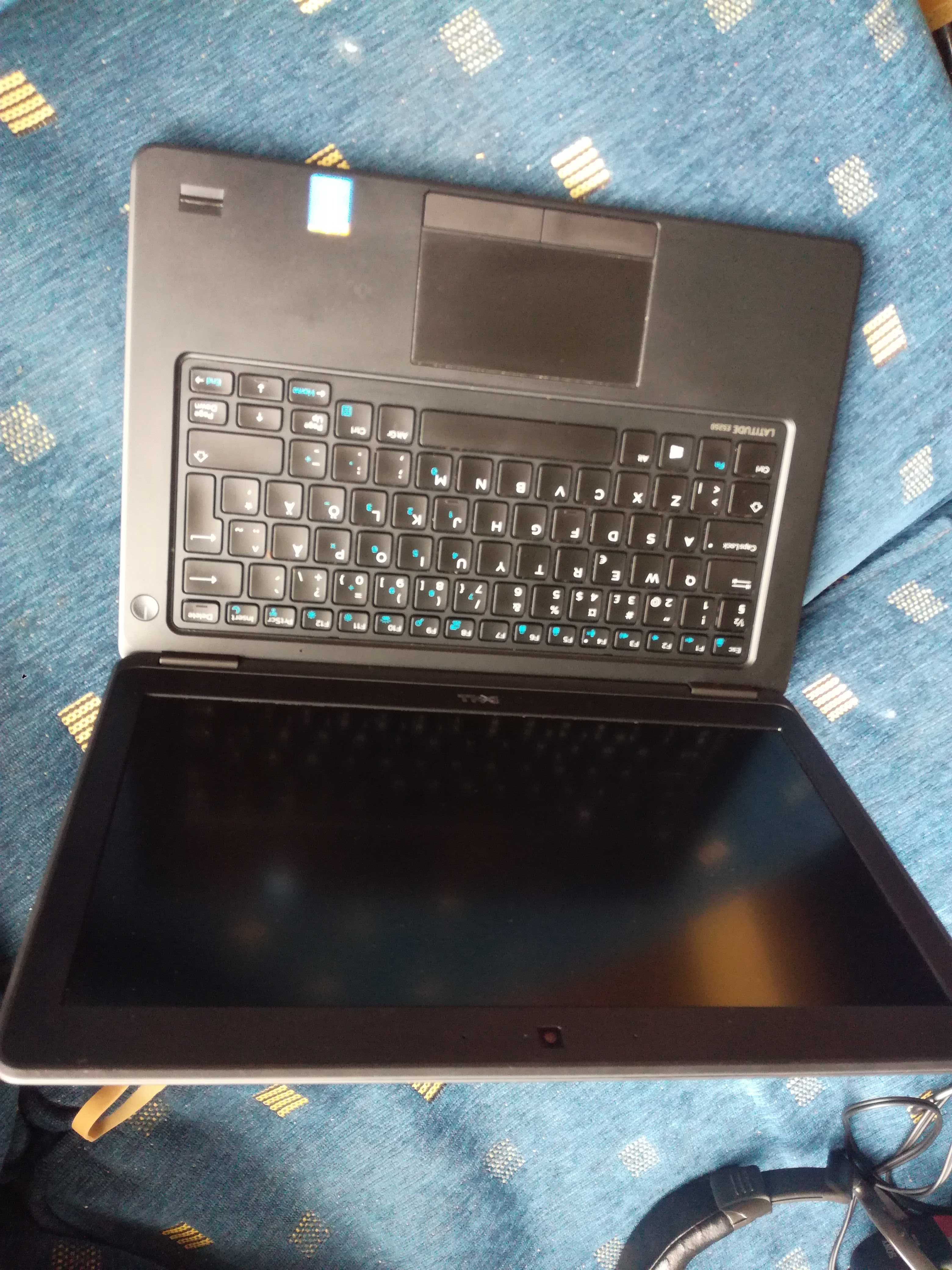 Лаптоп Dell latitude E5250