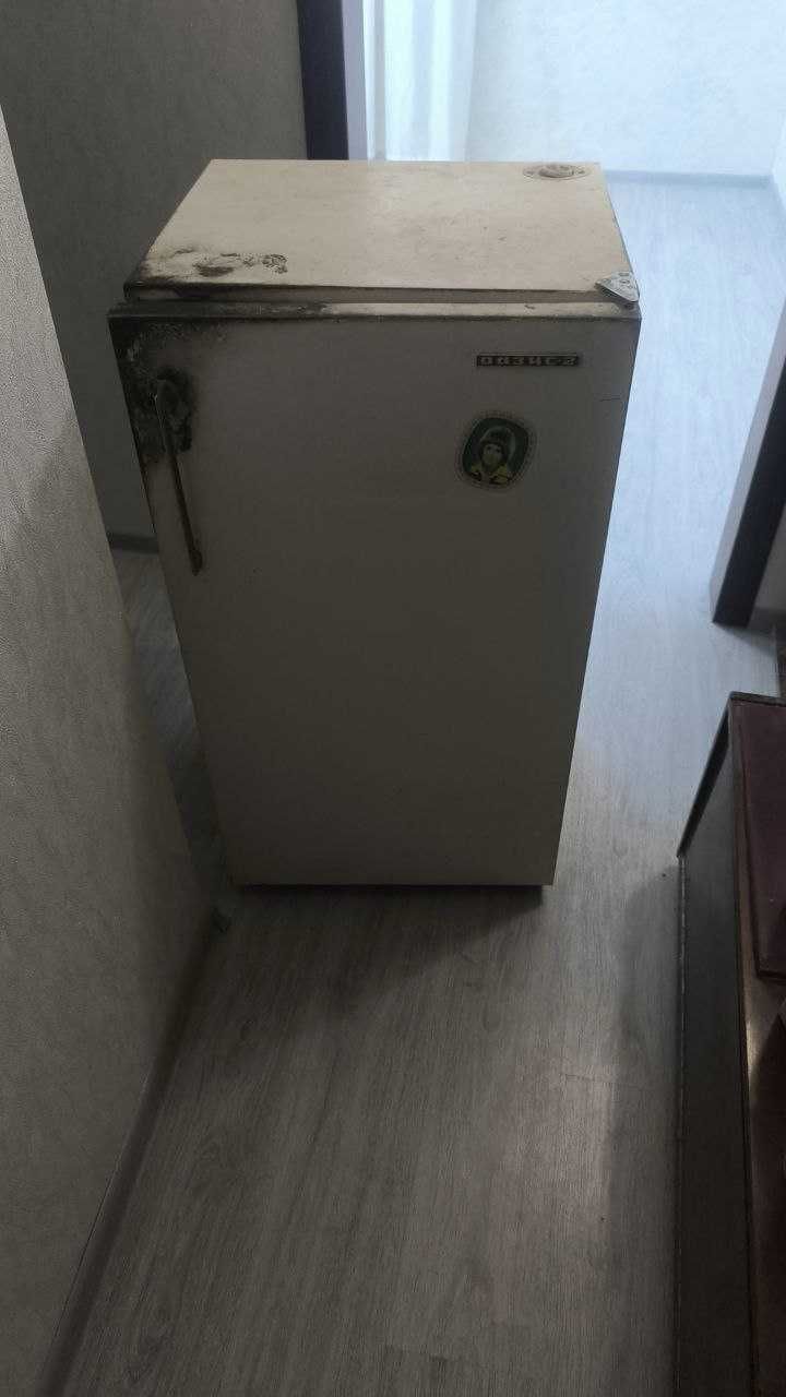 Холодильник СССР