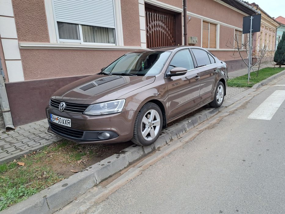 VW Jetta 2.0 TDI-140cp, an 2011, Euro 5, DPF activ, acte valabile.