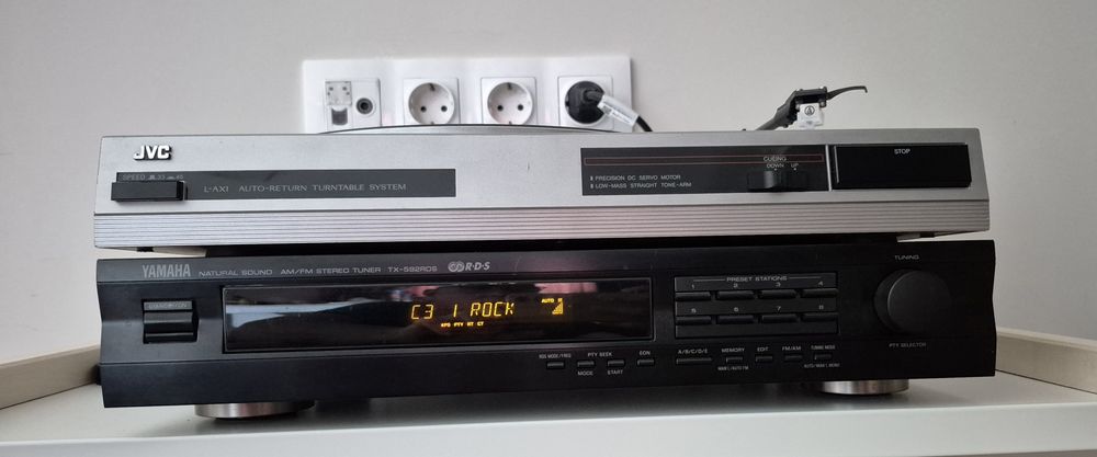 Тунер Yamaha TX-592RDS Tuner Ямаха TX 592 RDS