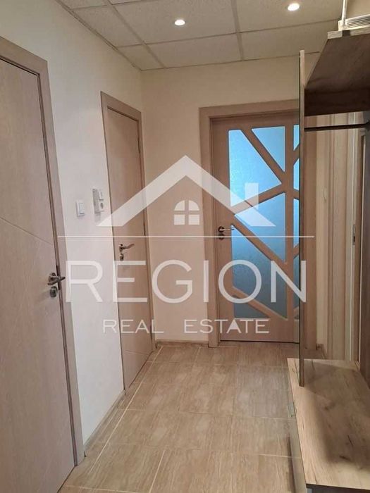 Дава се под наем Тристаен апартамент в Варна, Спортна зала - 80 кв.м за 663 € - Снимка #15