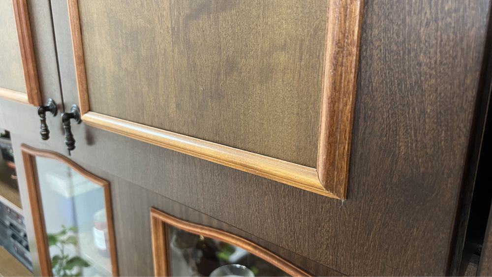 Стенка в гостиную