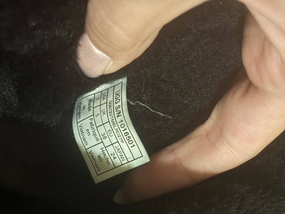 Черни ботуши UGG 38