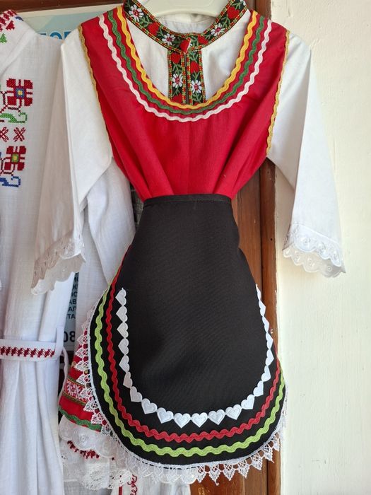Детска народна носия за момиче