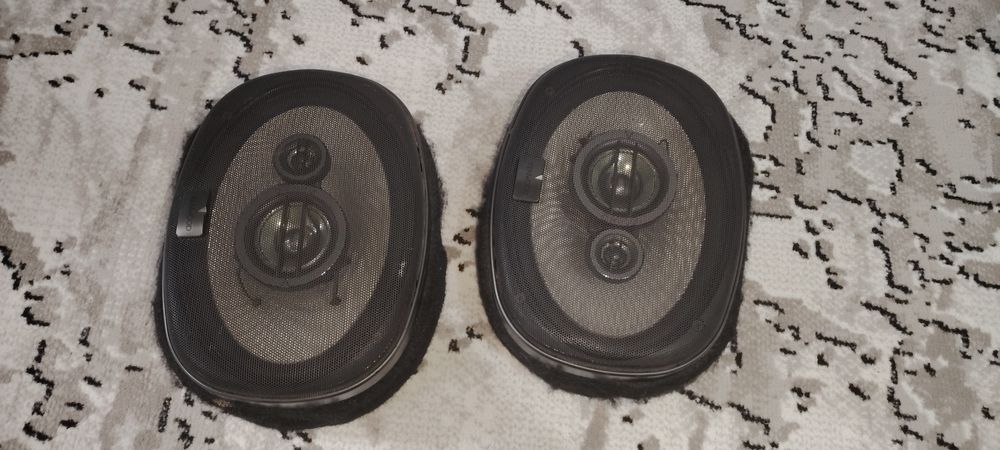 Ассалому алайкум. Калонка сотилади KENWOOD 718 XOLATI YAXSHI