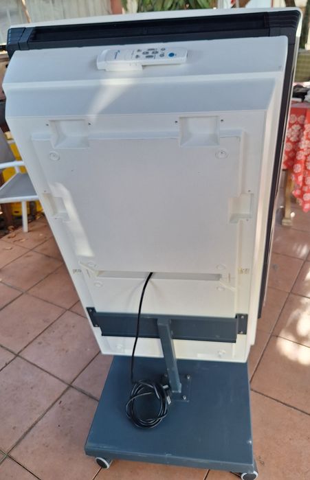 Purificator de aer
