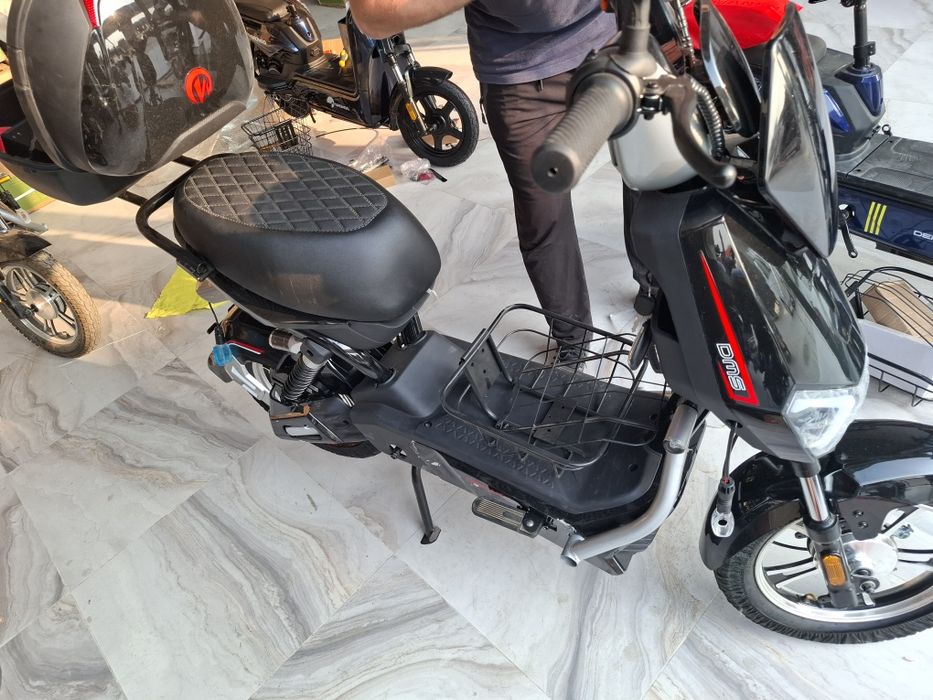 Skuter sotiladi holati yaxshi