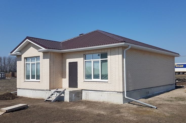 Vand case modulare pe structură metalică – Montaj rapid