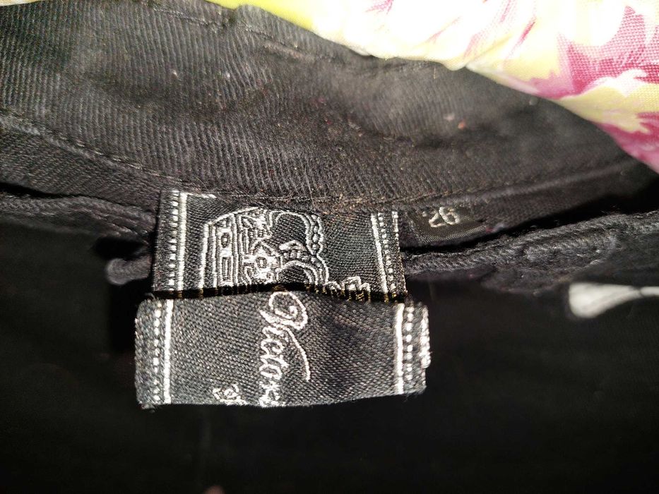 Blugi Victoria Beckham originali negri mărime 26 TRANSPORT GRATUIT