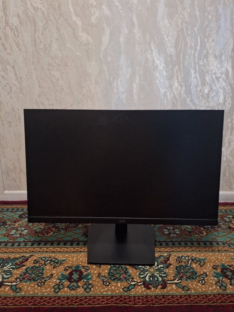 AOC monitor 


O‘lchami: ~24 dy