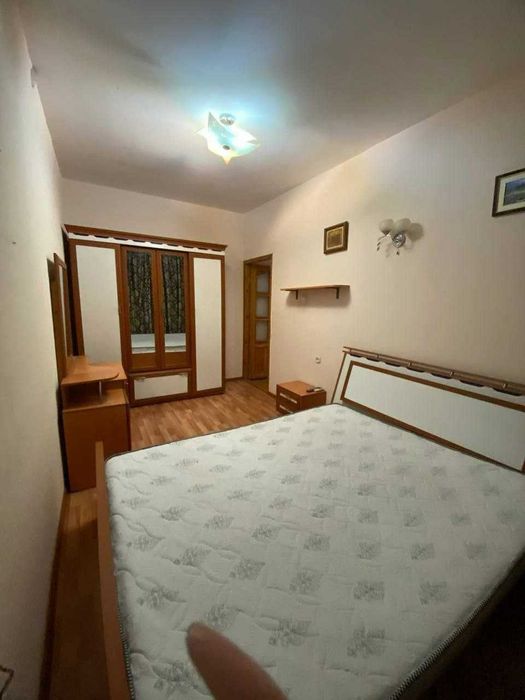 3-х комнатная квартира м. Ойбек (относительно сред. сост. ID: 4140