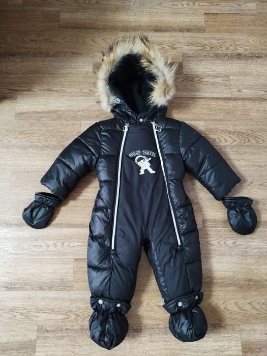 Продам детский зимний комбинезон