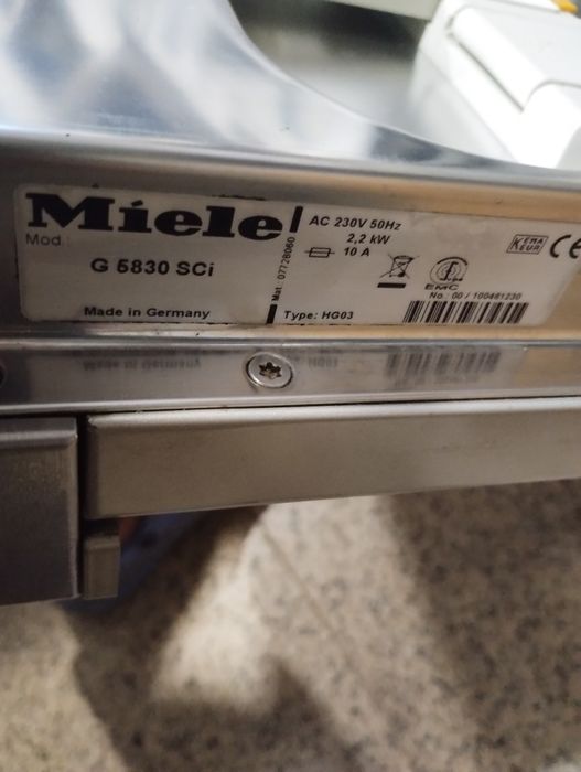 Съдомиялна Miele G5830 SCI Осветление ,Вакум