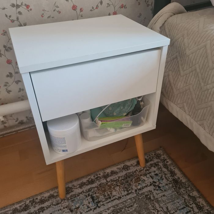 Продам небольшую тумбу