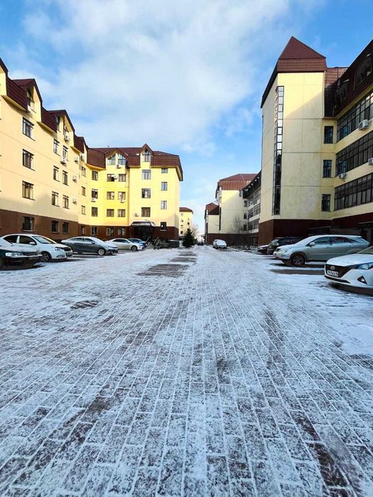 3-комнатная квартира · 64 м² · 2/5 этаж, Дружбы народов 2/4