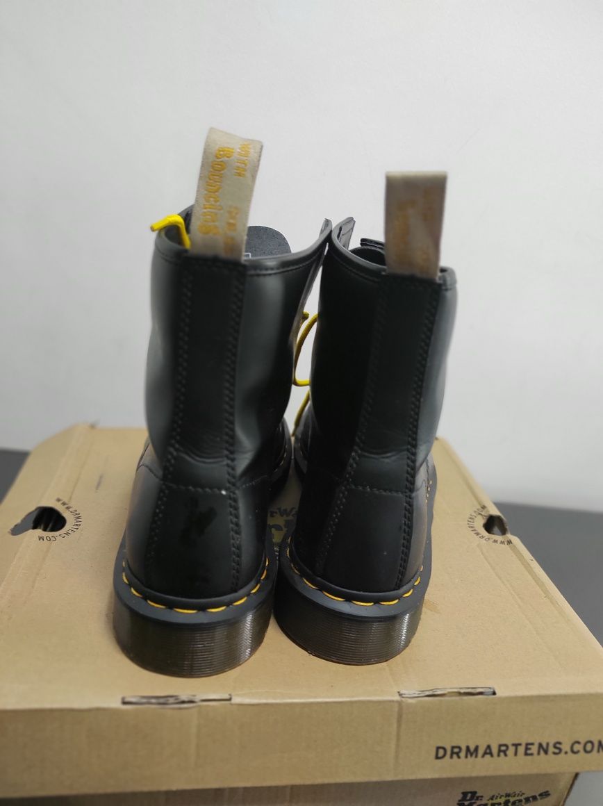 Мъжки кубинки Dr Martens