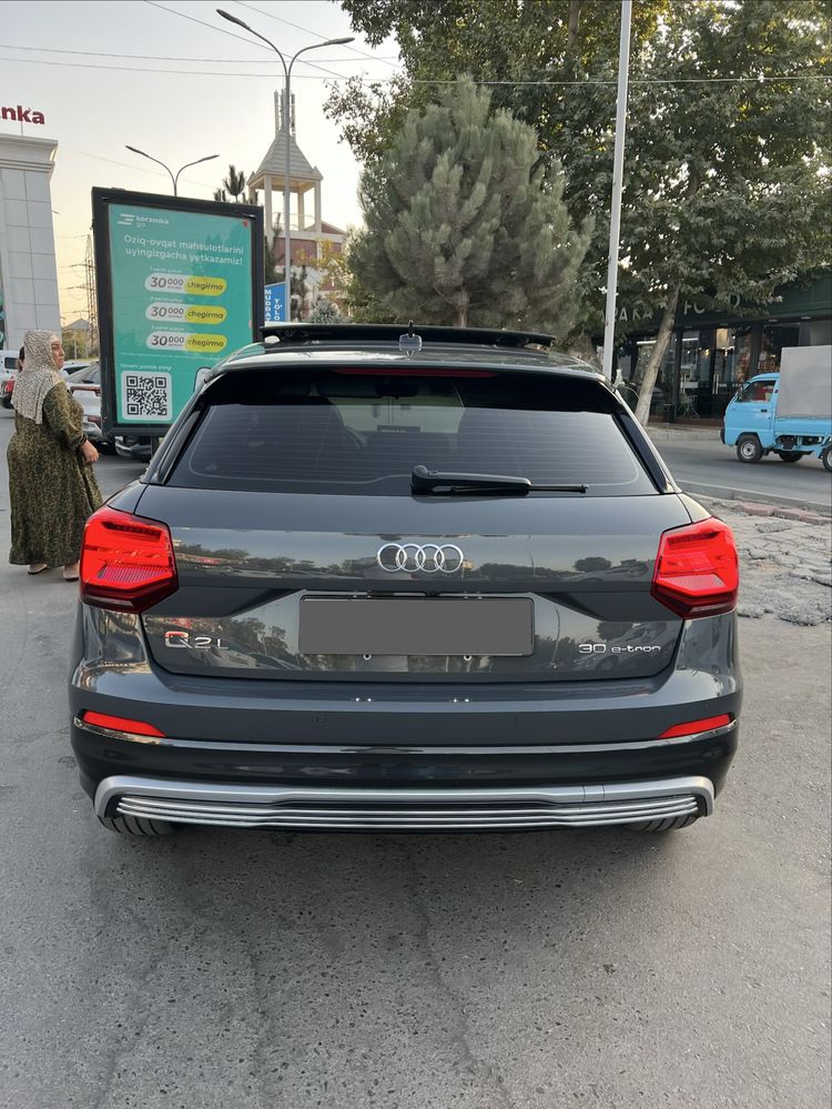 Audi Q2 E-Tron Electromobil