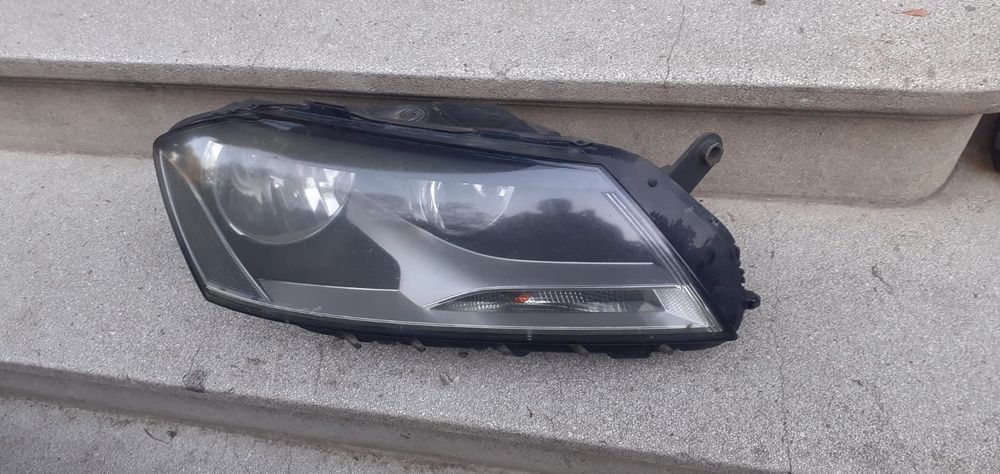 Far dreapta passat b7 (Anglia)