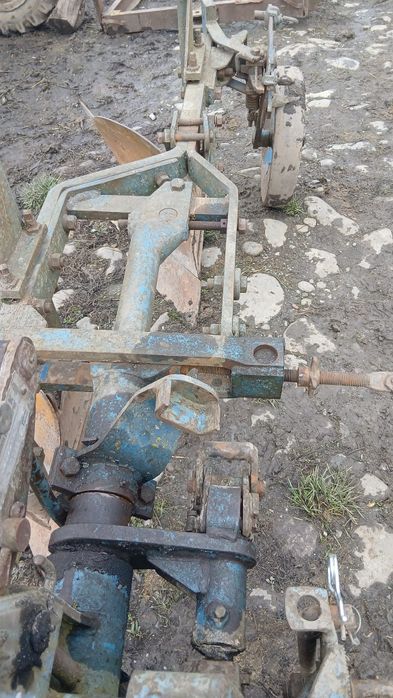 Vând plug Rabewerk reversibil manual