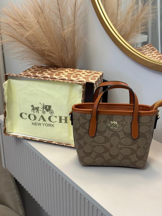 Продаю абсолютно новый женские сумки