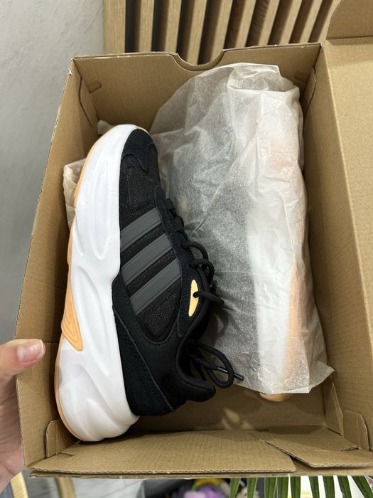 Маратонки Adidas