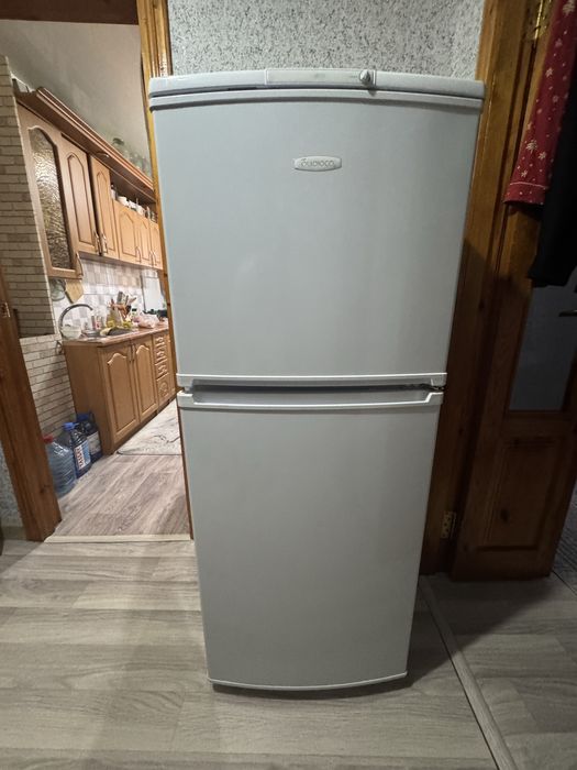 Продам холодильник б/у.