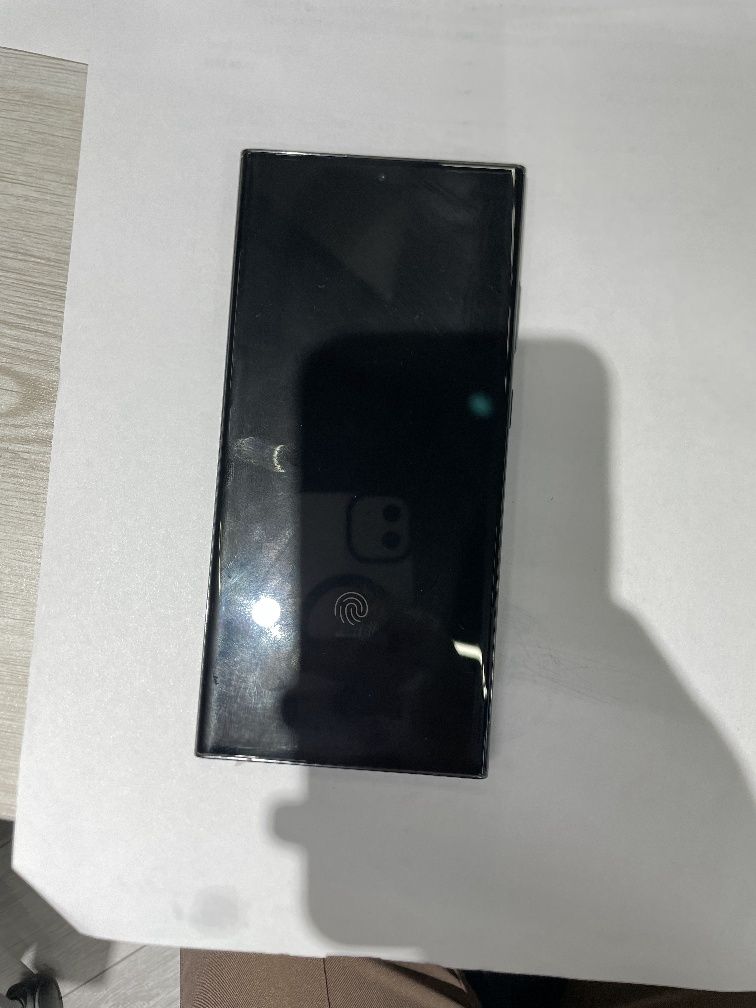 Samsung S23 ultra 12/512GB