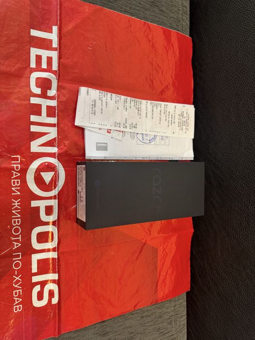 КАТО НОВ 256GB Motorola Razr 50 Technopolis Гаранция 2027 г. Orange