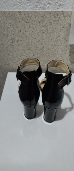 Официални сандали