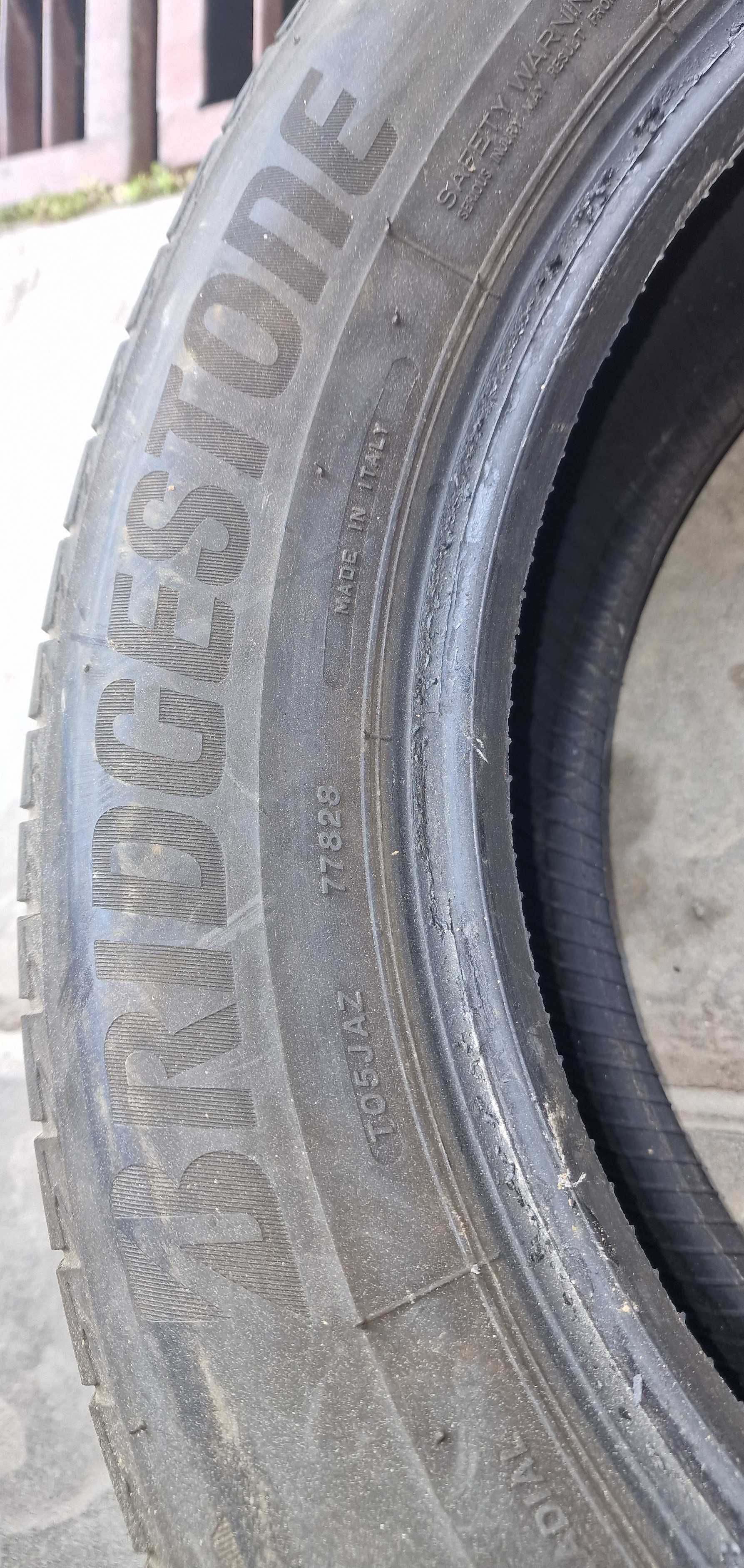 Продавам летни гуми BRIDGESTONE 215/60R17