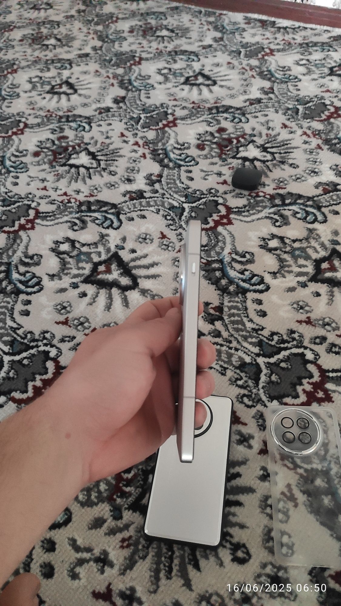 One plus ace 5 12/256