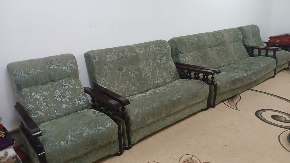 Диван сатылады!!! Жетісайда тұр!!!