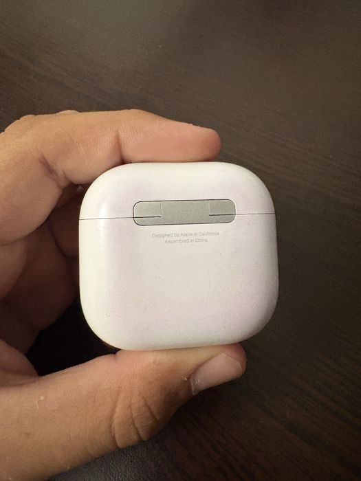 aipods 4 inca in garantie !!