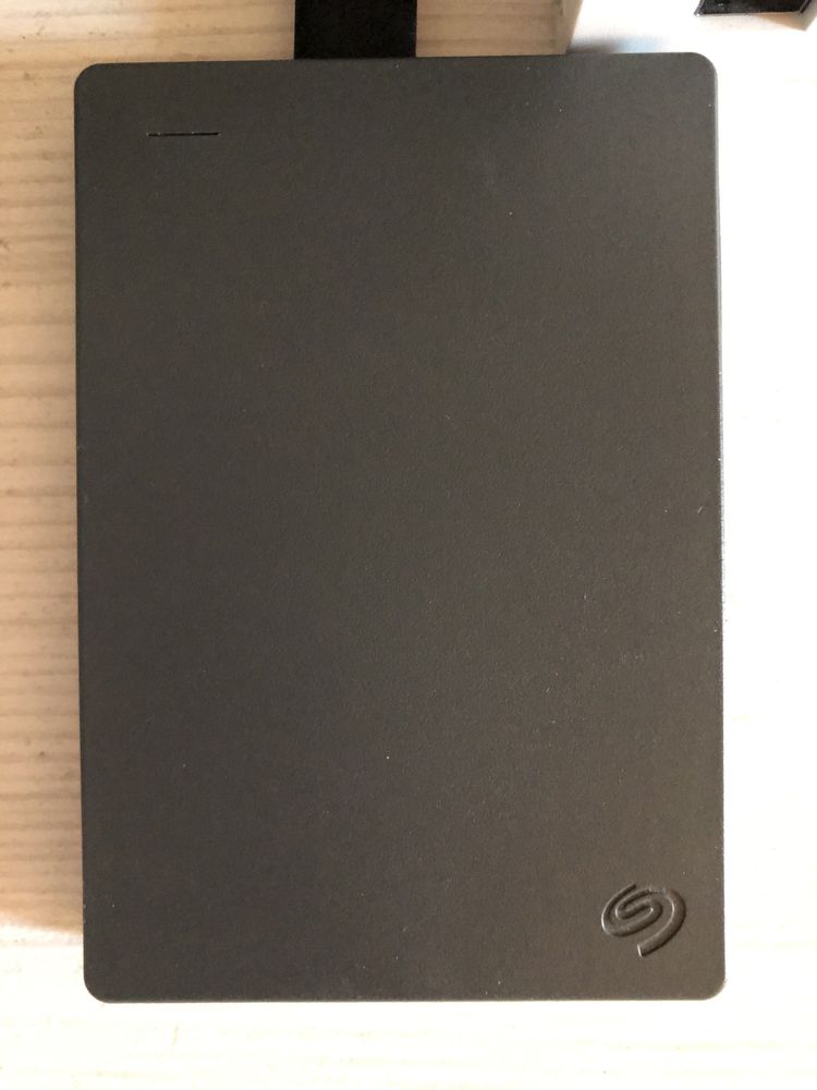 Seagate жеский диск 1 tb