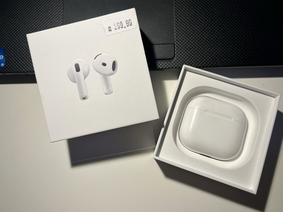 APPLE AirPods 4