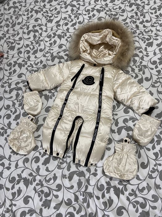 Зимний комбинезон 62р.