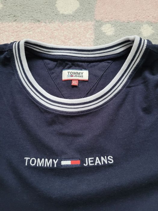 Tricou Tommy Hilfiger L-XLdama