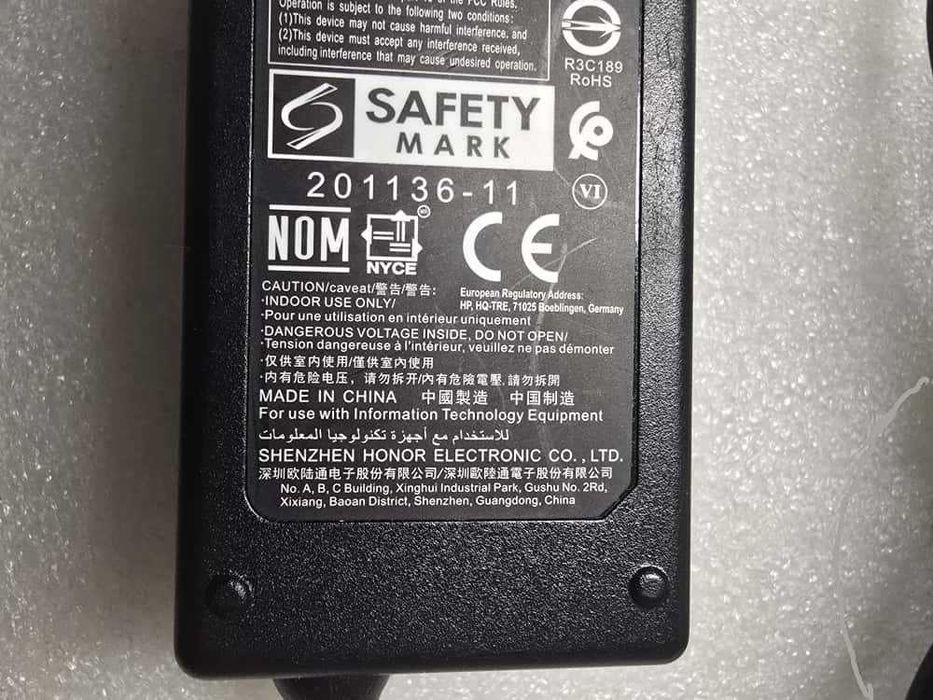 Incarcator laptop HOIOTO 19.5V 1.28A 24.96W 25W 4.5 X 3.0mm blue