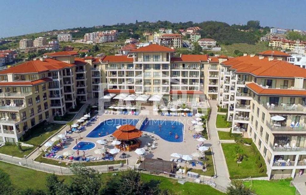 Продава се Тристаен апартамент в Бяла - 102 кв.м за 843 €/кв.м - Снимка #15
