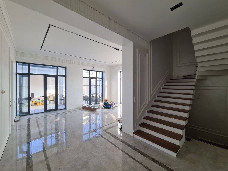 Продается Евро дом на Циалковском