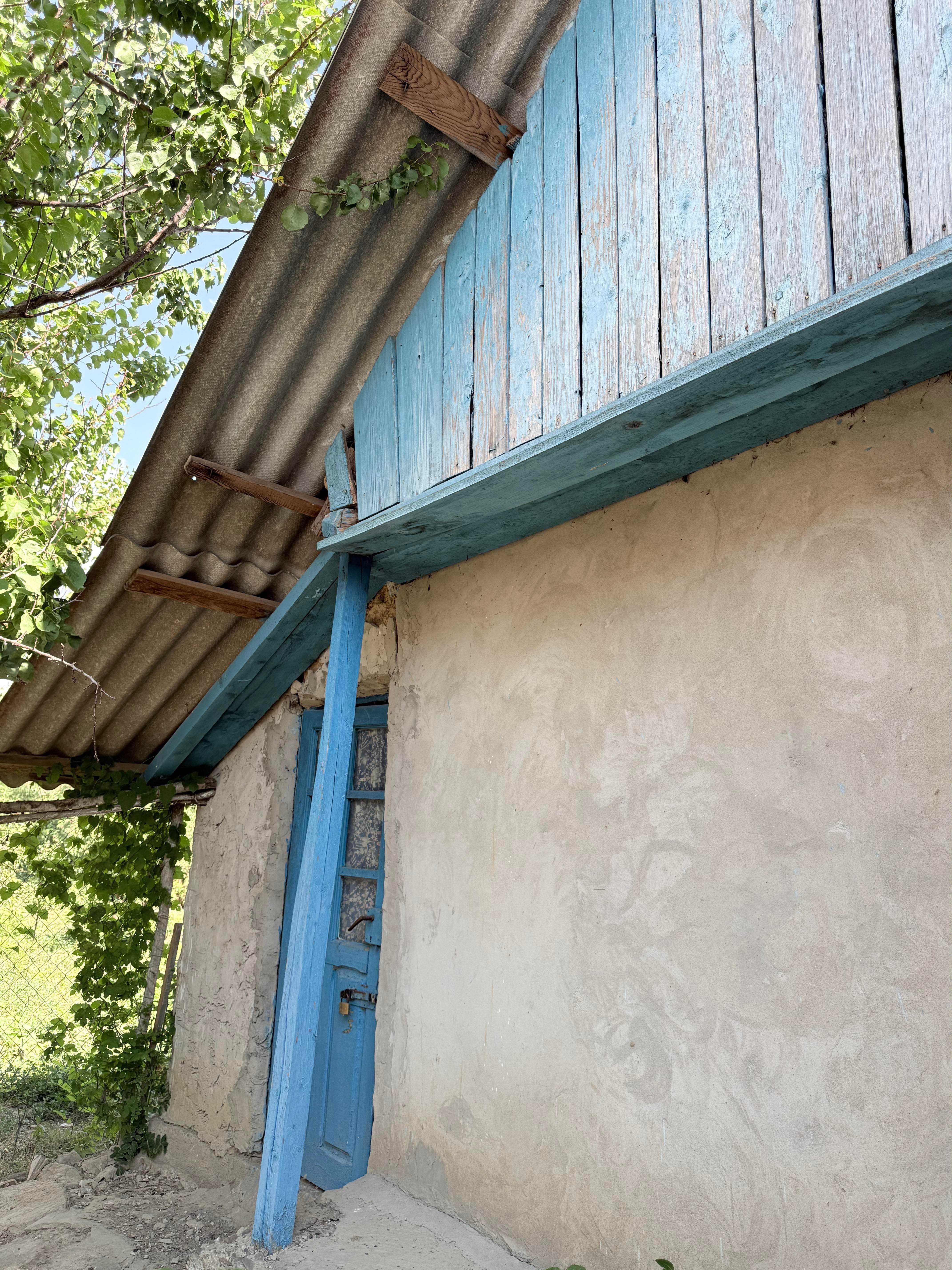 Casă + Teren, sat Bălteni, comuna Probota, jud. Iași