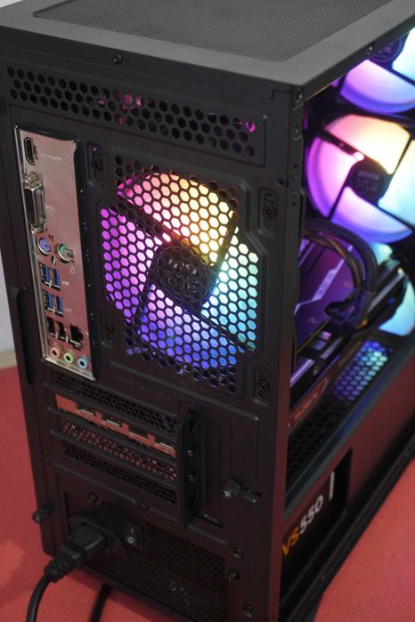 Gaming PC: Ryzen 5500/ RX 6600 XT/ 16GB/ 512GB Nvme/ Corsair PSU