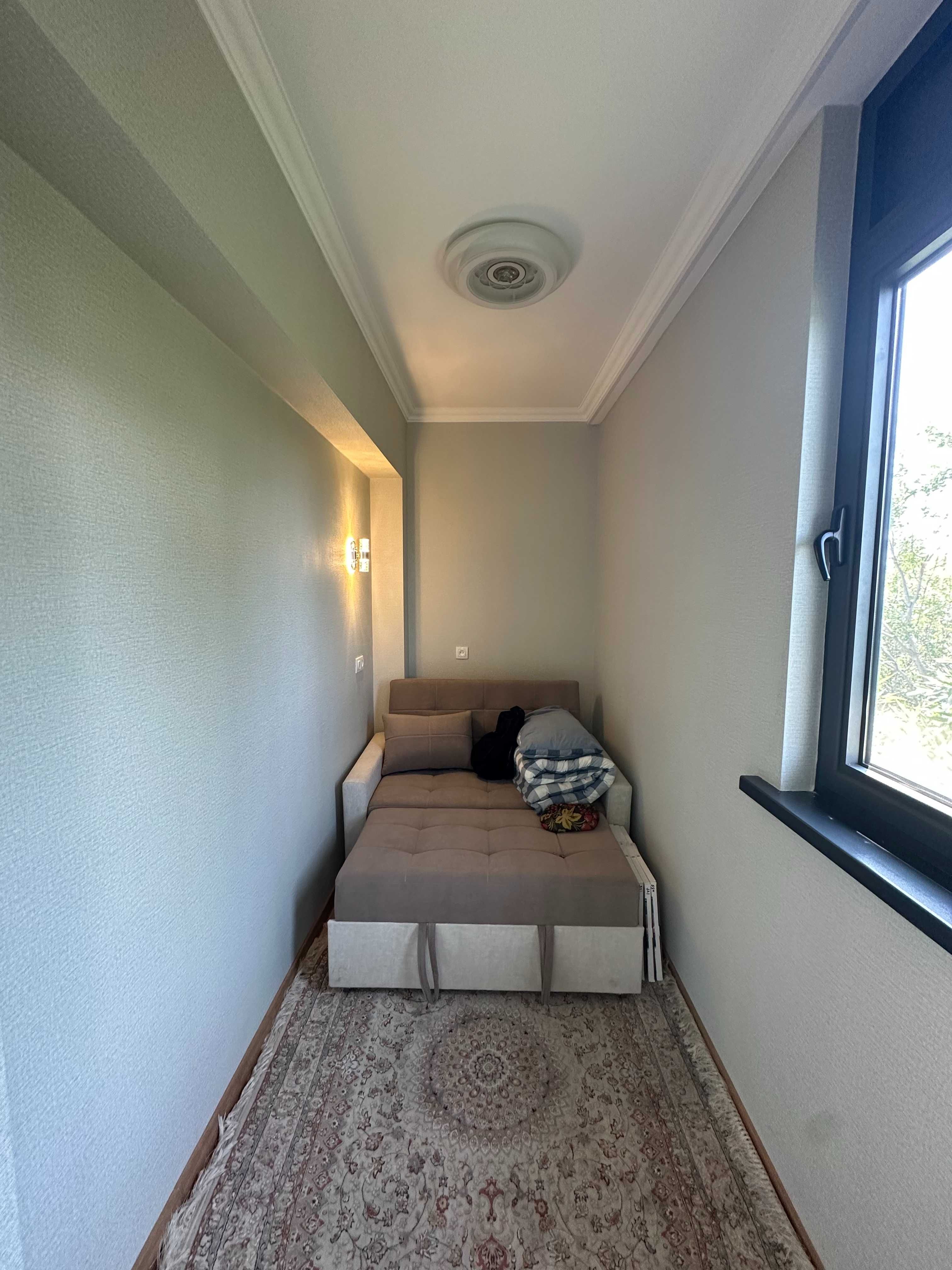 Продается квартира, ЦУМ, Айбек, Космонавты, 2/9/9 [50m2]