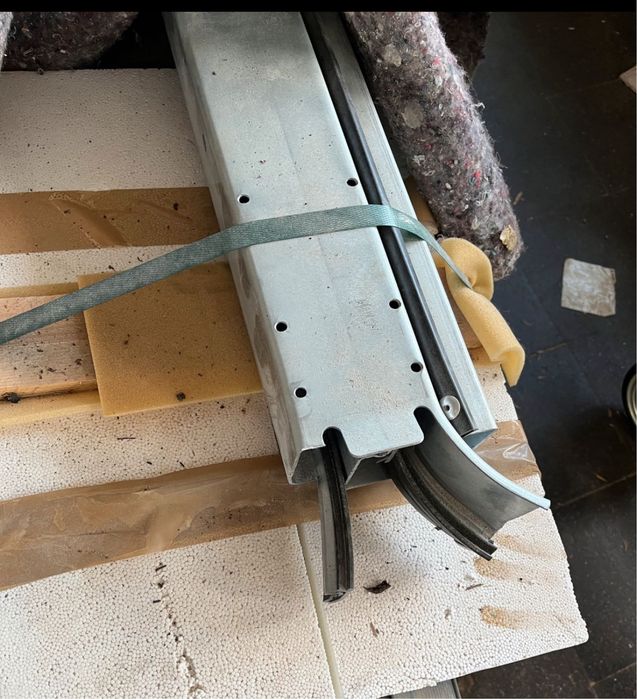 USA RULOU INDUSTRIALA garaj hala H 470 x L 470 Teckentrup