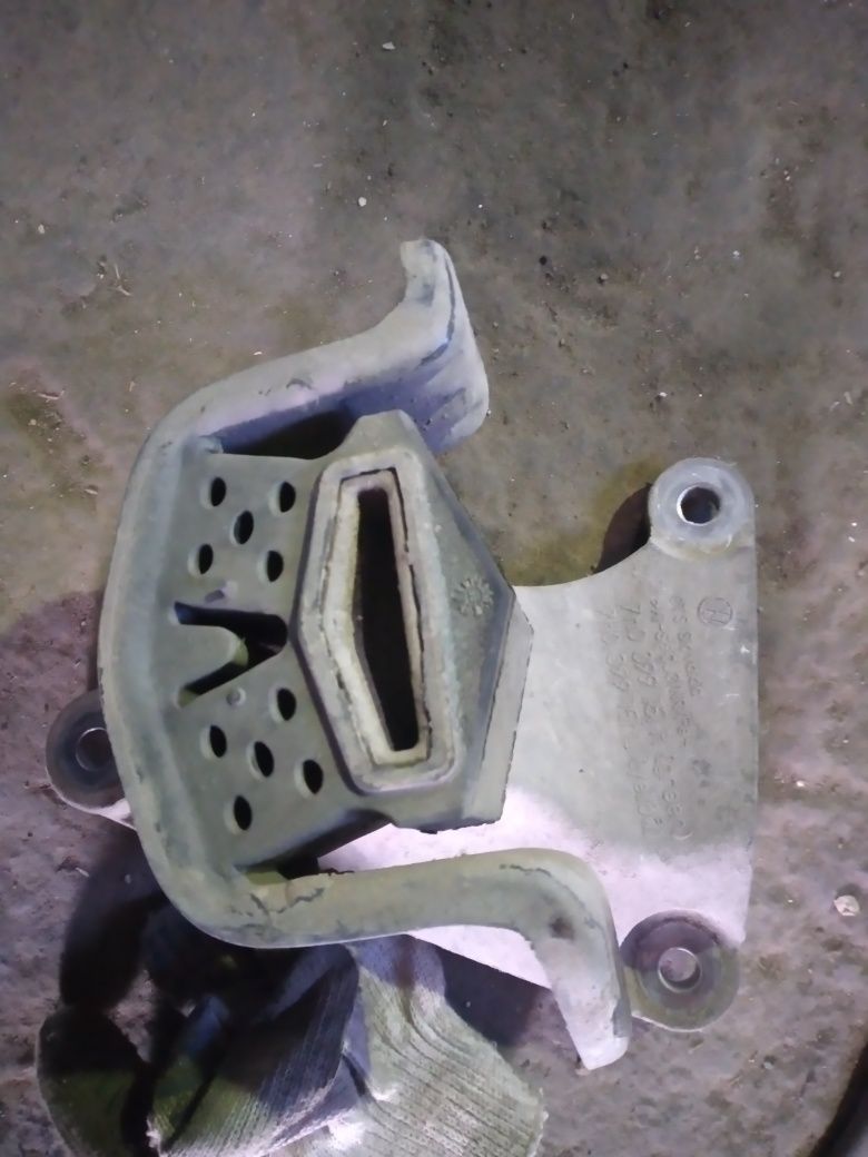 Подушка кпп.vw т5